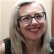 Empathetic and patient Italian tutor with many years of experience.